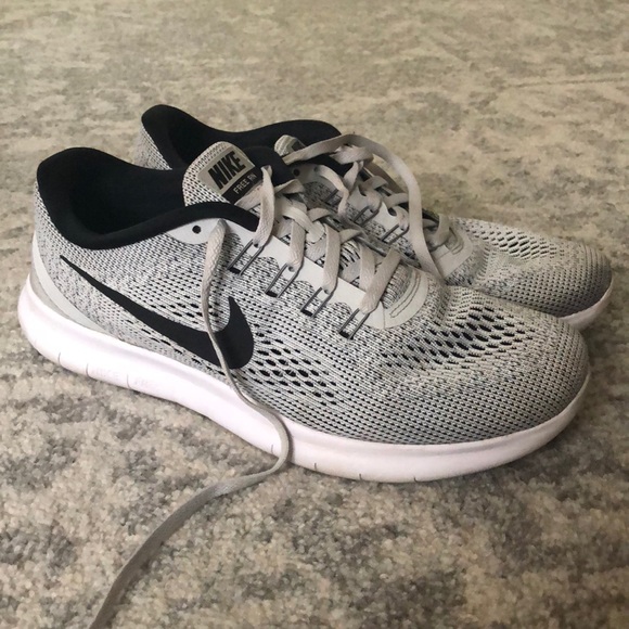 Nike Shoes - Nike Free Run Sneakers size 10